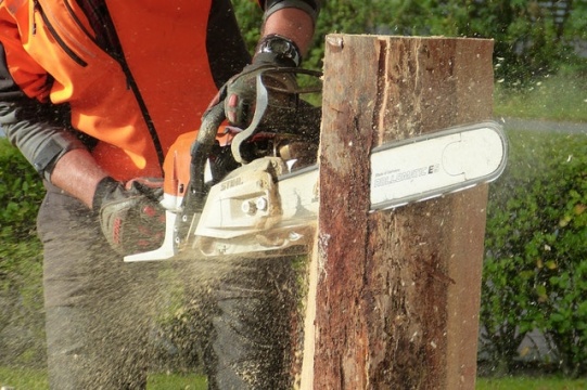 Chainsaw się rozwija